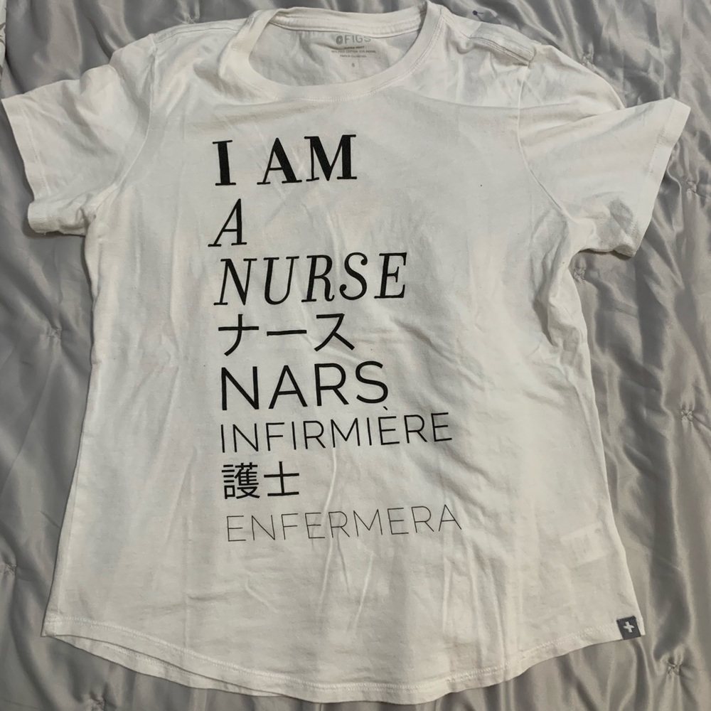 Figs I AM A NURSE small tee